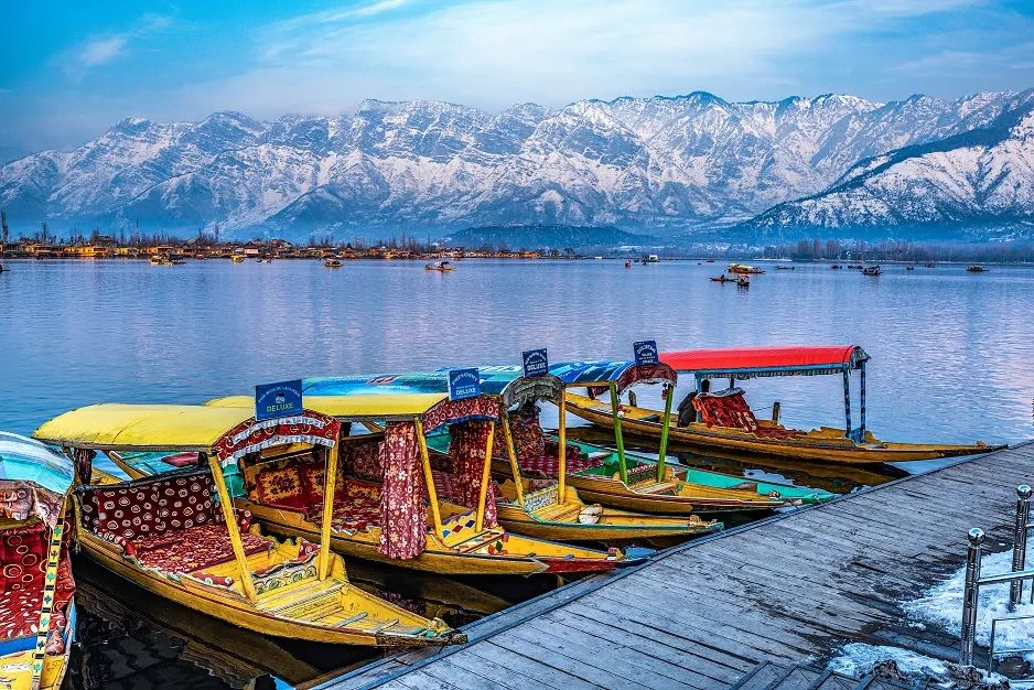 SRINAGAR 3 N / 4 D